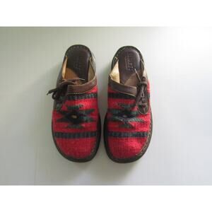 Born Handcrafted Aztec Wool Leather Mules Men’s Size 12 Red Brown Slip-On